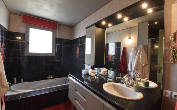 Maison à vendre    5 pièces • 113 m2 Neuvy-sur-Loire