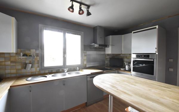 Maison à vendre    5 pièces • 113 m2 Neuvy-sur-Loire