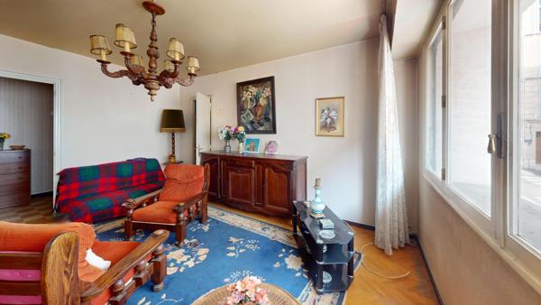 Marseille (13001) Appartement traversant 3 pièces avec balcon – Quartier Palais Longchamp