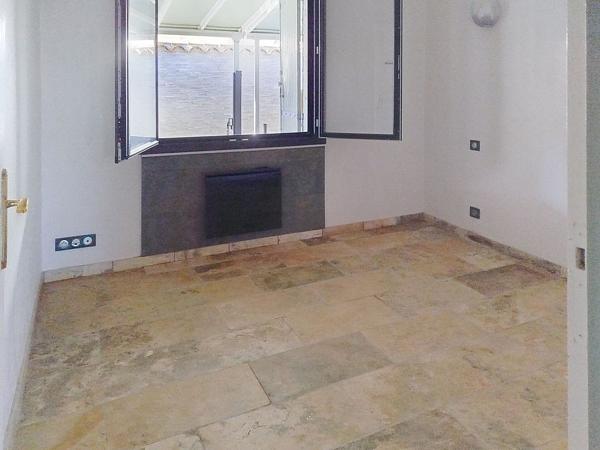 Maison  individuelle de 96 m2 et dépendance de 16 m2