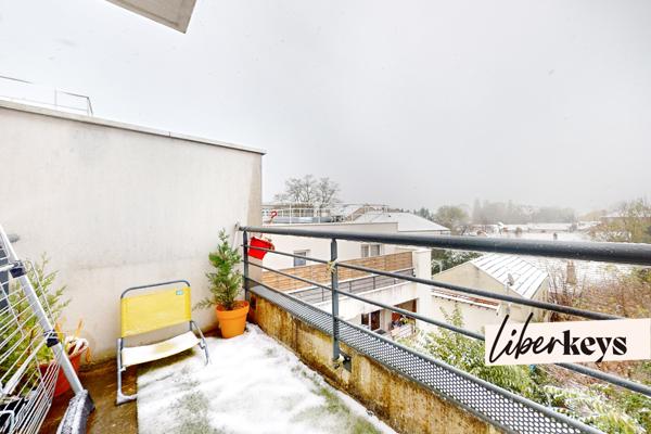 Appartement T4 82m2 en dernier étage près du Parc Méliès