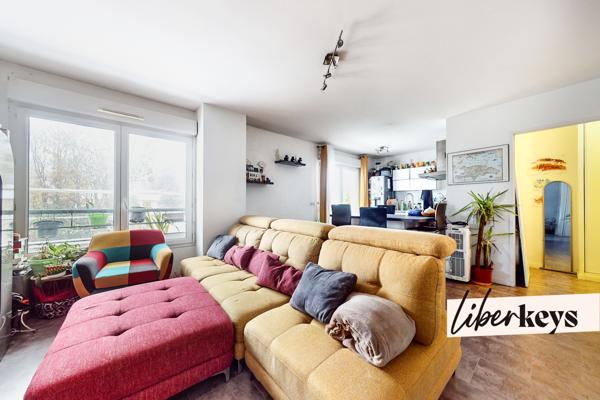 Appartement T4 82m2 en dernier étage près du Parc Méliès