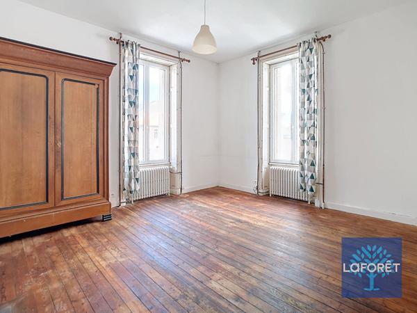 Achat maison La Roche-sur-Yon - 10 pièce(s) - 173 m² - 347 000 €