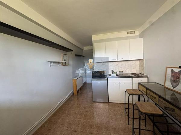 Location                                                      Appartement
                        
                     1 pièces                      14 m2                     à Triel-sur-Seine