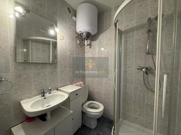 Location                                                      Appartement
                        
                     1 pièces                      14 m2                     à Triel-sur-Seine
