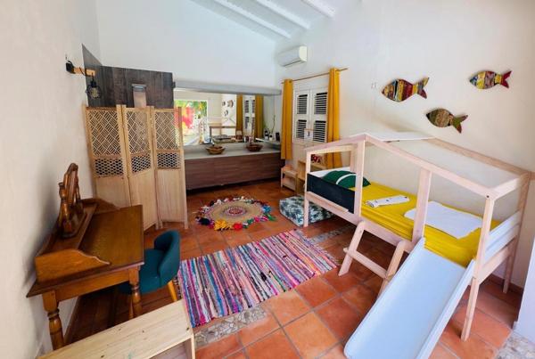 Jolie maison bohème et bungalow deux chambres