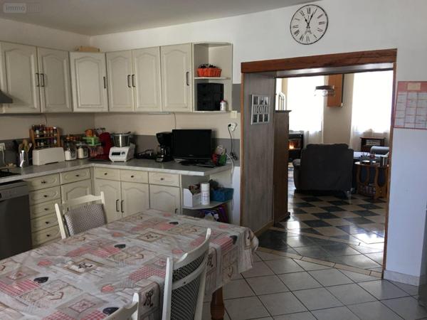 Maison à vendre à Crécy-sur-Serre dans l'Aisne (02270), ref : 02014/404