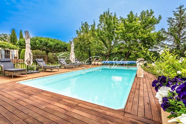 Bédoin - maison provençale avec piscine chauffée au pied du Mont Ventoux