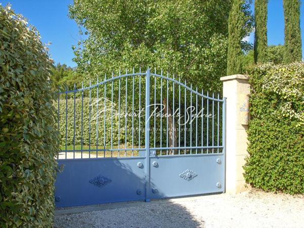 Bédoin - maison provençale avec piscine chauffée au pied du Mont Ventoux