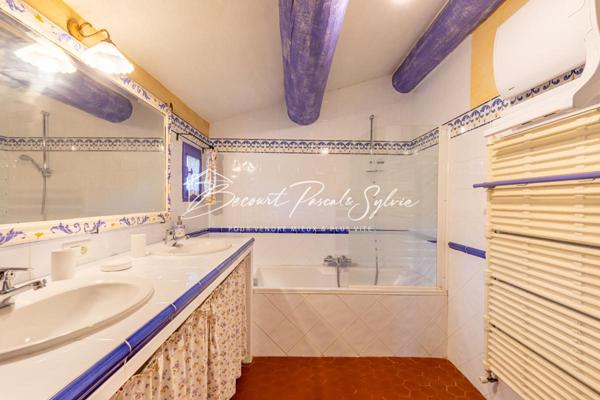 Bédoin - maison provençale avec piscine chauffée au pied du Mont Ventoux