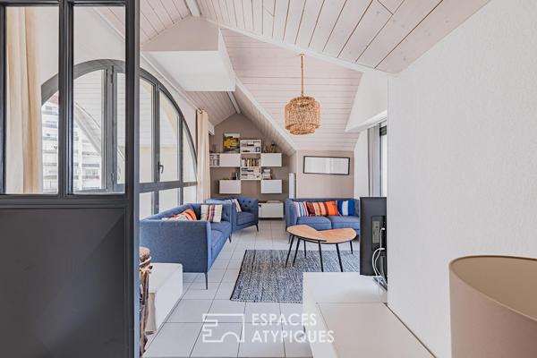 Dernier étage avec terrasse dans l’authentique quartier de l’Aiguillon
