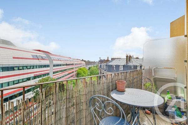 Appartement F3 à vendre  3 pièces - 76,02 m 2   PARIS  - 75020