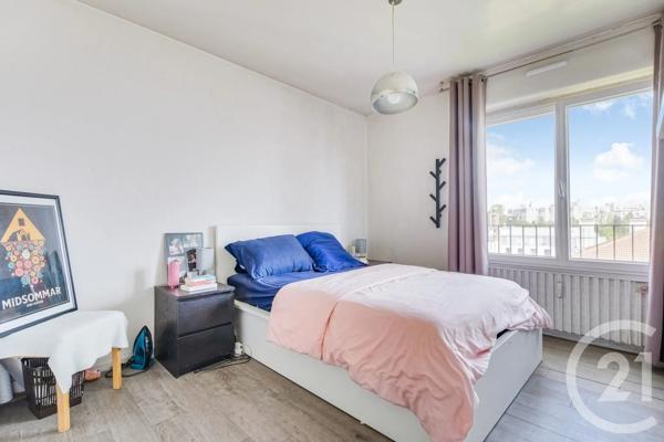 Appartement F3 à vendre  3 pièces - 76,02 m 2   PARIS  - 75020