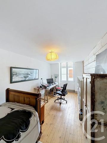 Maison à vendre  7 pièces - 234,24 m 2   ST CLAR  - 32