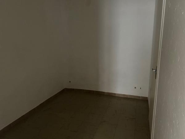 T2 39 Boulevard Meynot Montélimar