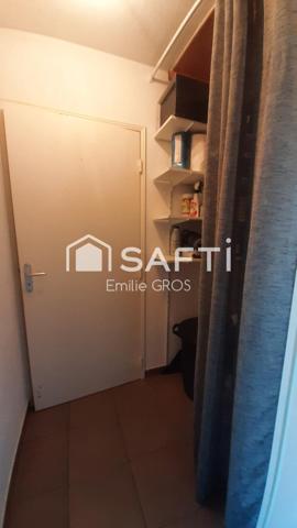 Mazet en résidence sécurisée, au calme