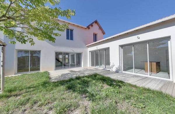 Maison Chatelaillon-plage 6 pièce(s) 154.9 m2