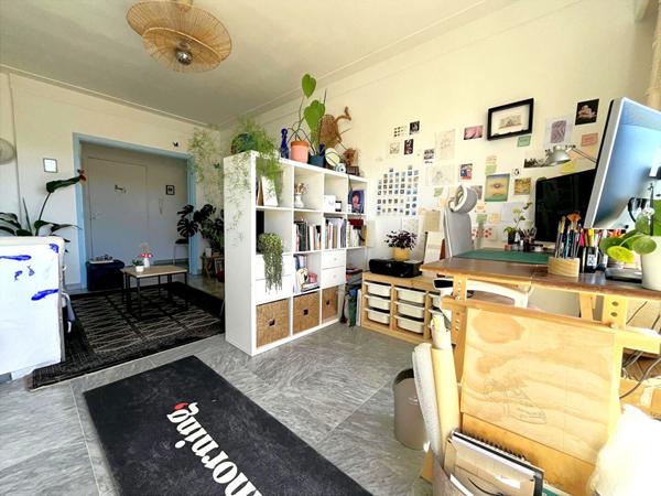 Appartement 2/3 pièces avec garage - Saint-Laurent-du-Var