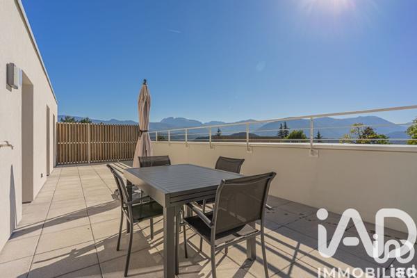 Location appartement 4 pièces 87 m² Claix