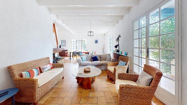 Quartier calme, proche de tous commerces