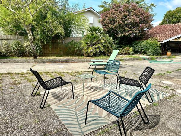 Quartier calme, proche de tous commerces