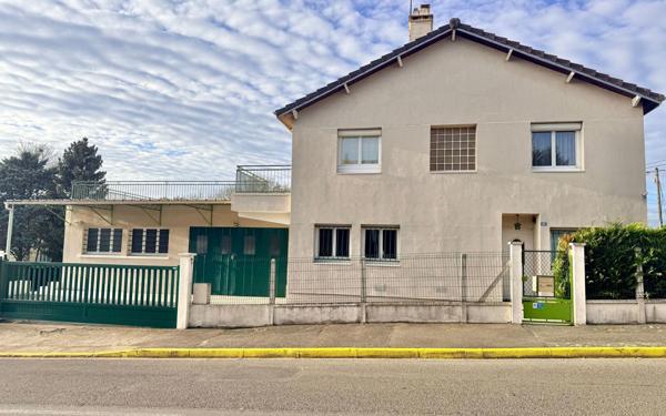 Maison à vendre    5 pièces •  Champlan