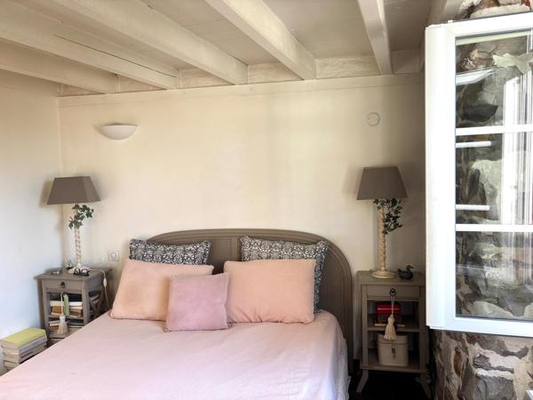 URRUGNE – CŒUR DE VILLE – APPARTEMENT D’EXCEPTION 4 PIÈCES – 107m2