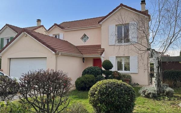 Maison à vendre    6 pièces • 118,67 m2 Morangis