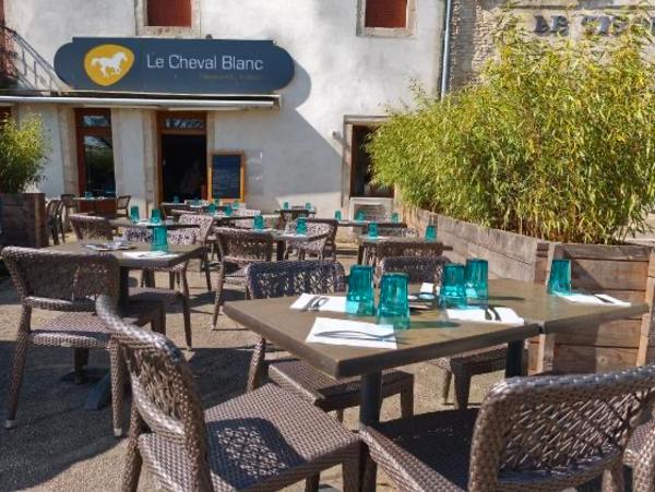 Achat fonds de commerce Is-sur-Tille - 67 m² - 284 000 €