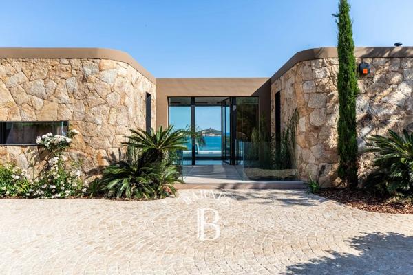 Sainte-Lucie-de-Porto-Vecchio, Villa 7 Chambres -  553 m² à vendre