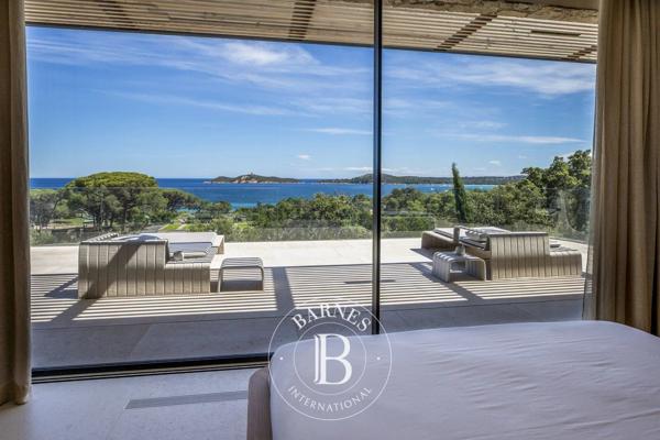 Sainte-Lucie-de-Porto-Vecchio, Villa 7 Chambres -  553 m² à vendre