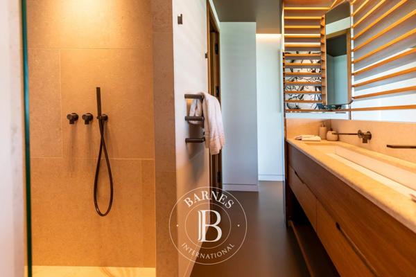 Sainte-Lucie-de-Porto-Vecchio, Villa 7 Chambres -  553 m² à vendre