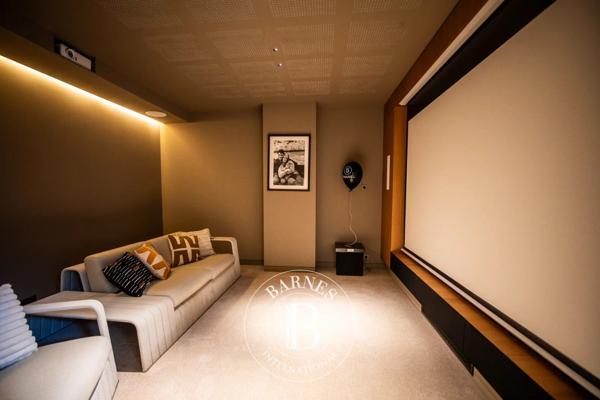 Sainte-Lucie-de-Porto-Vecchio, Villa 7 Chambres -  553 m² à vendre