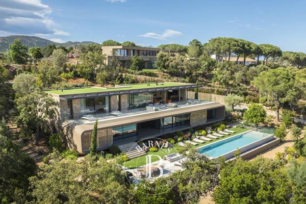 Sainte-Lucie-de-Porto-Vecchio, Villa 7 Chambres -  553 m² à vendre