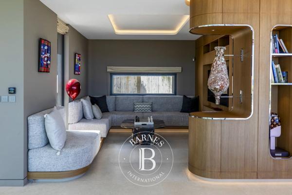 Sainte-Lucie-de-Porto-Vecchio, Villa 7 Chambres -  553 m² à vendre