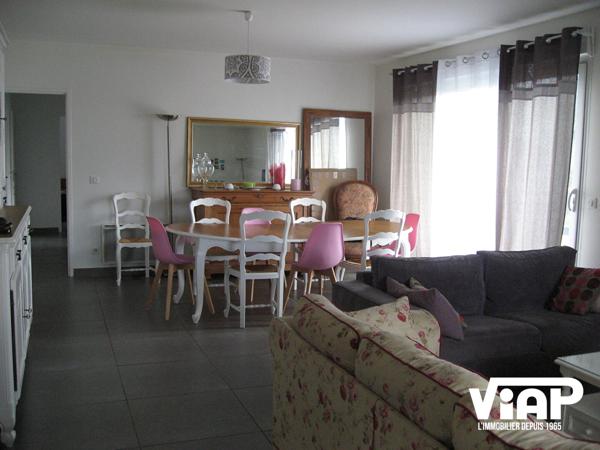 MAISON RÉCENTE DE 111 m² AVEC JARDIN , Condat sur vienne