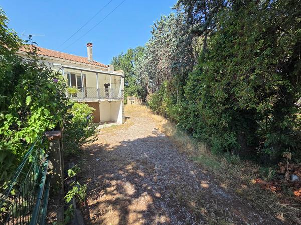 BELLE MAISON T4 PLAN D'ORGON - GRAND JARDIN (ENV. 3000M²) - GARAGE