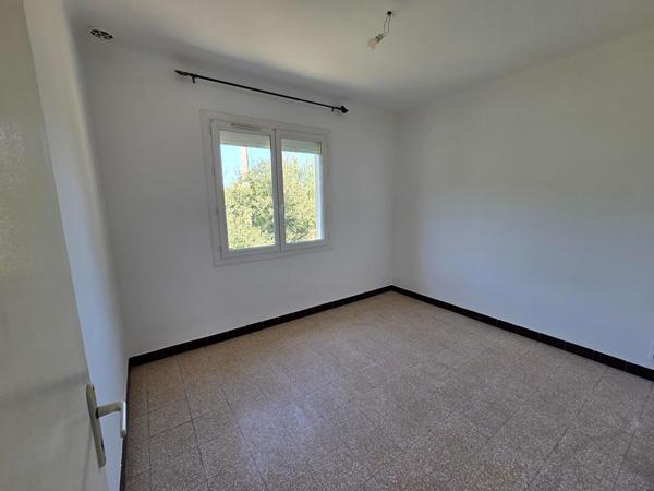 BELLE MAISON T4 PLAN D'ORGON - GRAND JARDIN (ENV. 3000M²) - GARAGE
