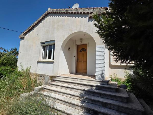 BELLE MAISON T4 PLAN D'ORGON - GRAND JARDIN (ENV. 3000M²) - GARAGE