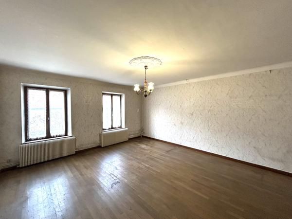 Moyeuvre-Grande (57250) MAISON AVEC TRAVAUX, idéale pour un PROJET D'INVESTISSEMENT