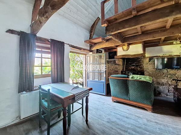 Demeure Authentique Bretonne du XVe Siècle - Propriété de Caractère avec Gîtes, Sauna, Piscine et Cadre Bucolique