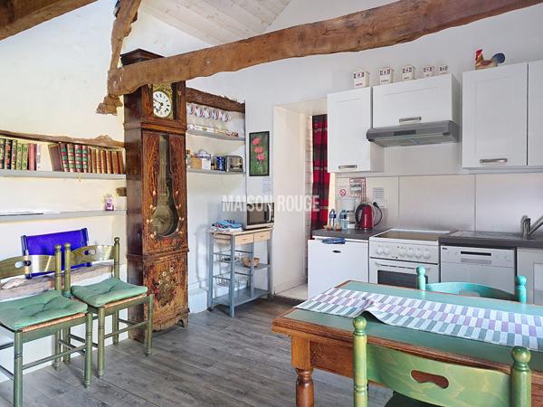 Demeure Authentique Bretonne du XVe Siècle - Propriété de Caractère avec Gîtes, Sauna, Piscine et Cadre Bucolique