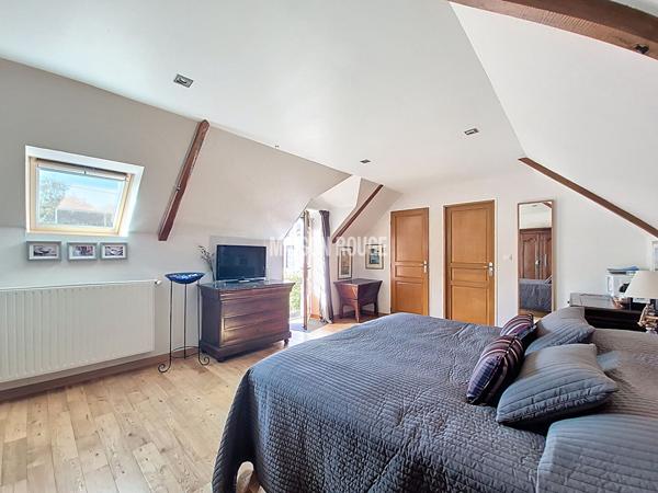 Demeure Authentique Bretonne du XVe Siècle - Propriété de Caractère avec Gîtes, Sauna, Piscine et Cadre Bucolique