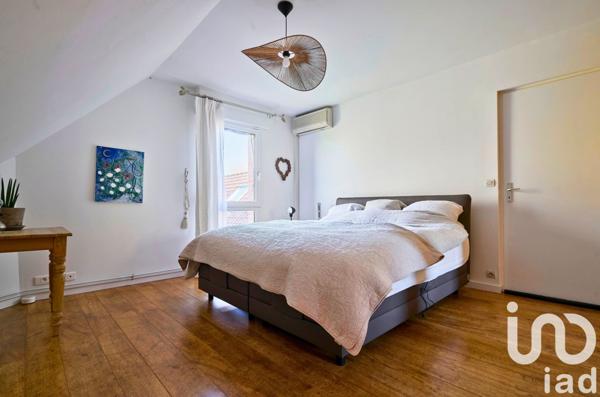 Maison 5 pièces de 200 m² à Faumont (59310)