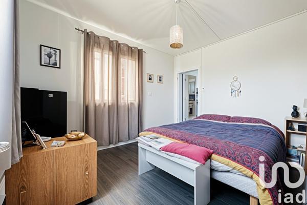 Appartement 3 pièces de 59 m² à Roubaix (59100)