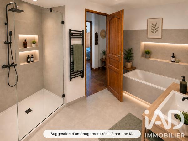 Maison à vendre 4 pièces 159 m² Hyères