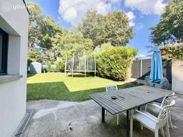 Maison familiale rénovée à Sautron – Vie de plain-pied & Calme absolu
