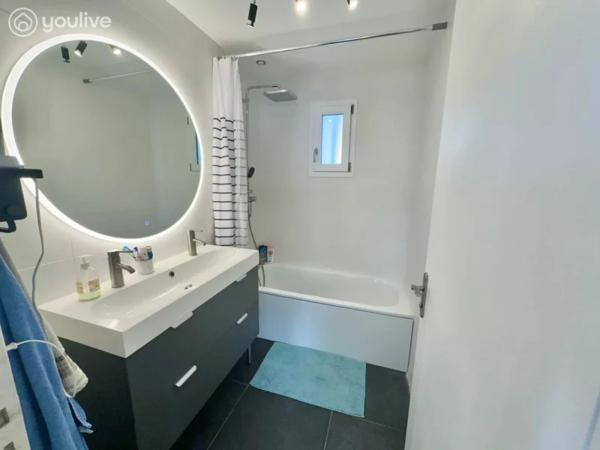 Maison familiale rénovée à Sautron – Vie de plain-pied & Calme absolu