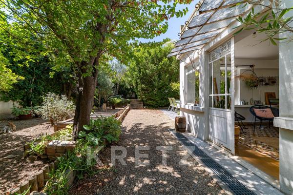 Élégante maison années 30 proche du centre-ville de Nîmes