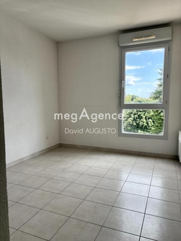 Appartement à VILLEFRANCHE-SUR-SAONE, 69400 - 4 pièces 76m²